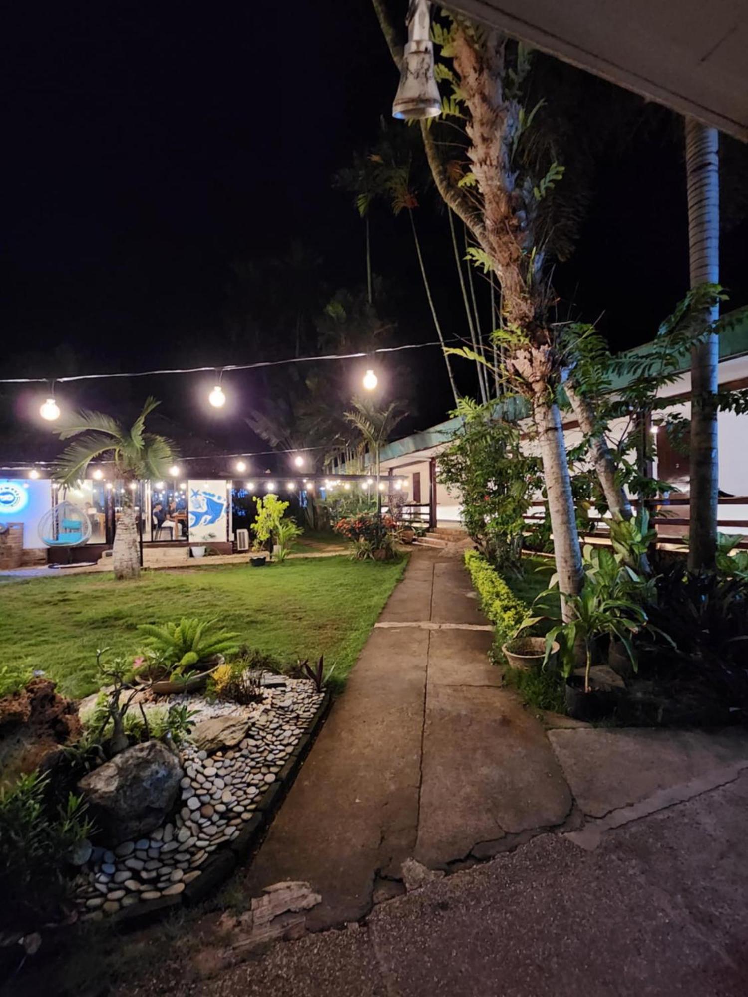 Reef Hostel بويرتو برينسيسا المظهر الخارجي الصورة