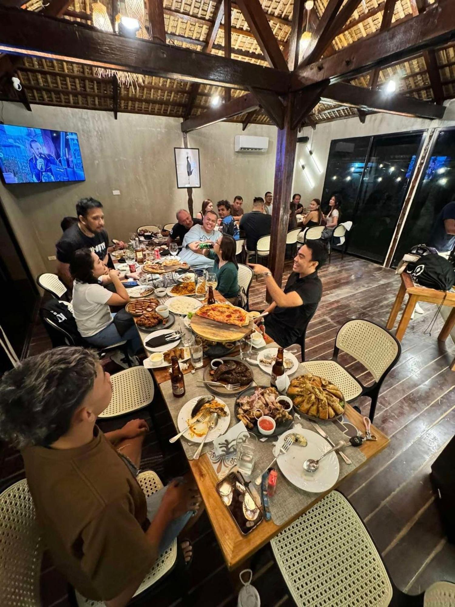 Reef Hostel بويرتو برينسيسا المظهر الخارجي الصورة