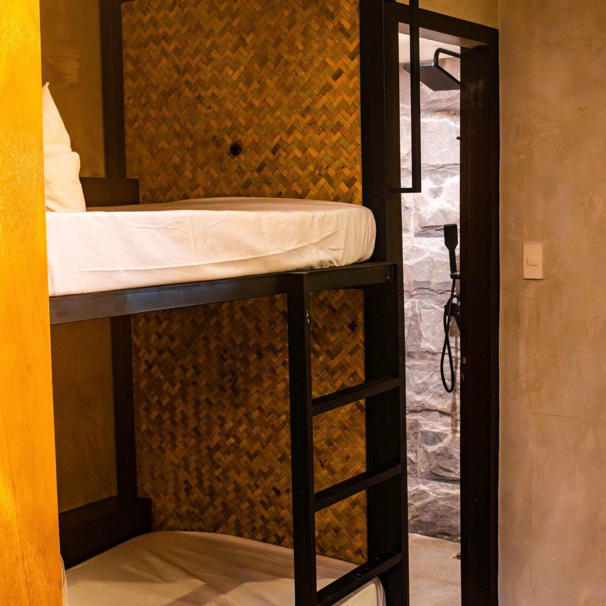Reef Hostel بويرتو برينسيسا المظهر الخارجي الصورة